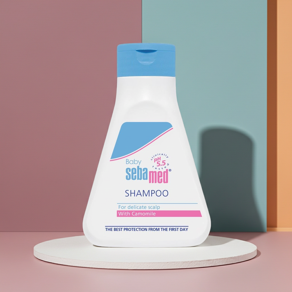 Sebamed Children's Shampoo with Camomile 150ml